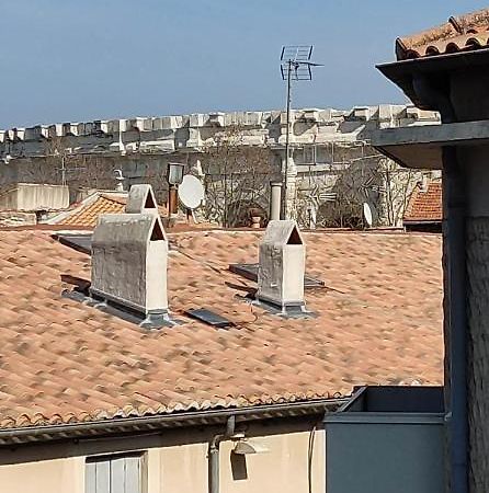 Appartement Arenes Romanite Nîmes Buitenkant foto
