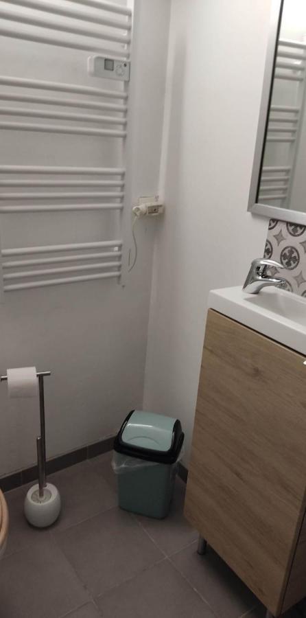 Appartement Arenes Romanite Nîmes Buitenkant foto